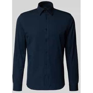 Slim fit vrijetijdsoverhemd met kentkraag, model 'trostol'