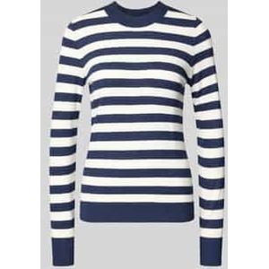 Gebreide pullover met ronde hals