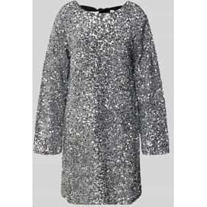 Knielange jurk met ronde hals