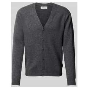 Gebreid jack met V-hals, model 'KARL'