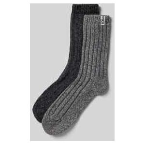 Gebreide sokken met ribboordjes in een set van 2 paar