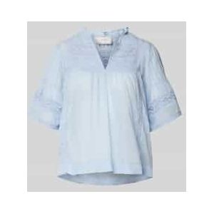 Relaxed fit blouse met gehaakt kant, model 'Siama'
