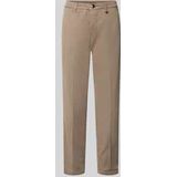 Chino met labeldetail, model 'CHINO TURN UP'