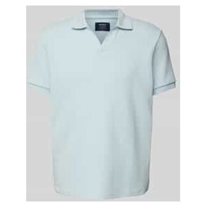 Regular fit poloshirt met V-hals
