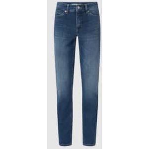 Feminine fit jeans met stretch, model 'Melanie'