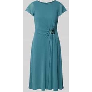 Cocktailjurk met siersteentjes