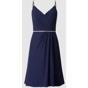 Cocktailjurk met strass-steentjes