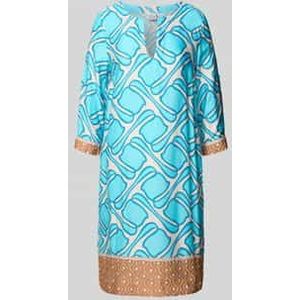 Knielange jurk met V-hals