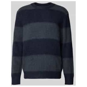 Gebreide pullover met ribboorden, model 'Levi'