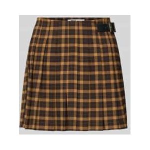 Uitlopende minirok met plooien aan één kant, model 'CAT'