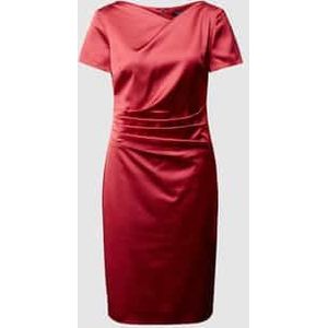 Cocktailjurk van satijn