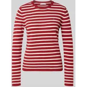 Slim fit gebreide pullover van zuivere wol