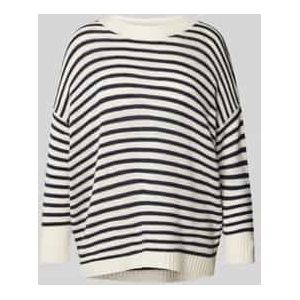 Oversized gebreide pullover met ronde hals, model 'AMADEA'