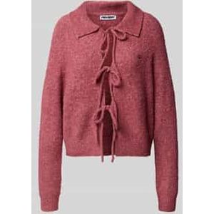 Gebreid jack met vetersluiting