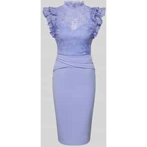 Lipsy - Cocktailjurk - Nauwsluitend Model - Knielang - Opstaande Kraag - Gehaakt Kant