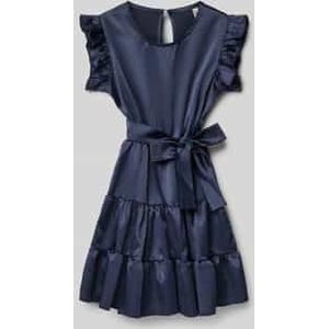 Jurk met strikceintuur