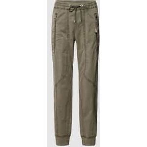 Stoffen broek met siernaden