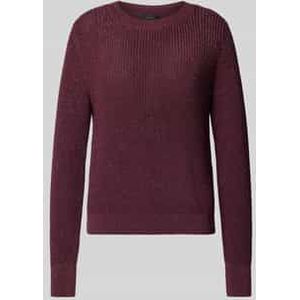 Gebreide pullover met ribboorden