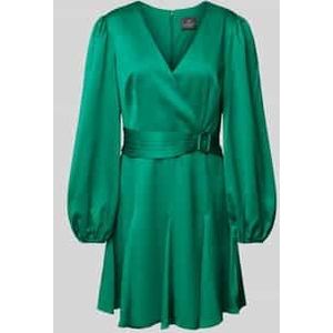 Cocktailjurk met pofmouwen