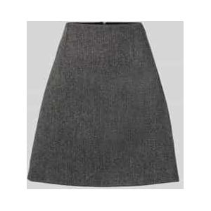 Licht uitlopende midirok van zuivere scheerwol, model 'MARCHE'