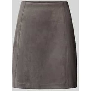 Minirok in leerlook met ritssluiting aan de achterkant
