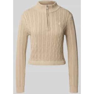 Gebreide pullover met kabelpatroon en polokraag