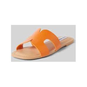 Slippers met brede schachtbrug, model 'ZARNIA'