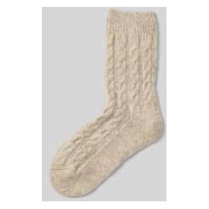 Sokken met kabelpatroon
