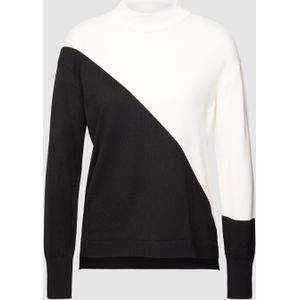 Gebreide pullover in two-tone-stijl