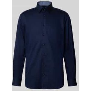 Modern fit zakelijk overhemd met kentkraag