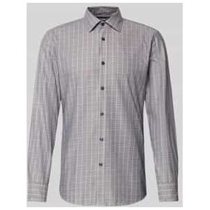 Slim fit vrijetijdsoverhemd met kentkraag, model 'HANK'