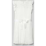 Licht uitlopende plisséjurk van chiffon met kant