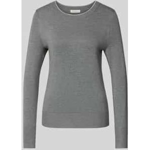 Gebreide pullover met ribboorden