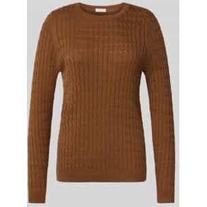 Gebreide pullover met kabelpatroon