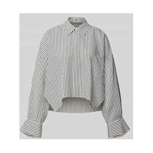 Relaxed fit overhemdblouse met blinde knoopsluiting, model 'OSHIA'