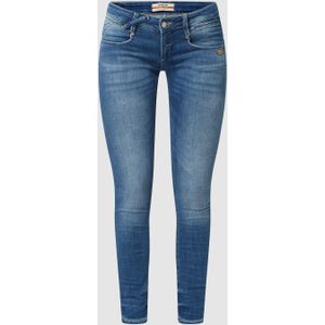 Skinny fit jeans met stretch, model 'Nena'