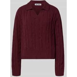 Gebreide pullover met V-hals en platte kraag