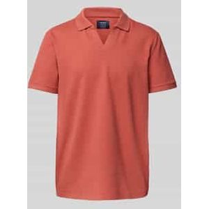 Regular fit poloshirt met V-hals
