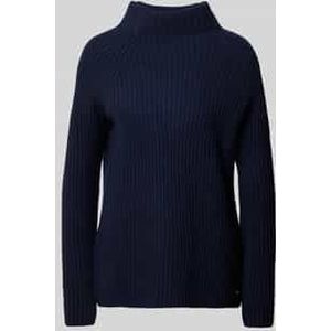 Gebreide pullover met opstaande kraag