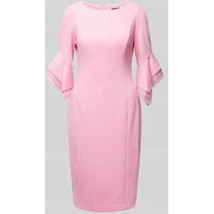 Knielange cocktailjurk met trompetmouwen