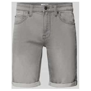 Korte regular fit jeans met steekzakken