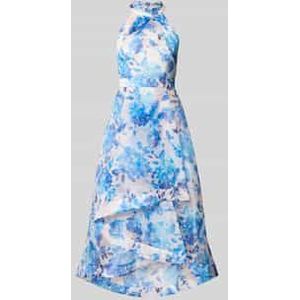 Cocktailjurk met opstaande kraag en tailleband