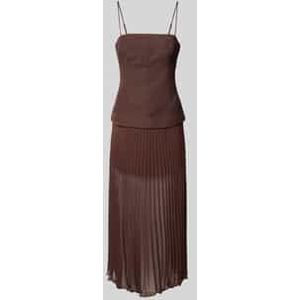 Linnen cocktailjurk met plisséplooien