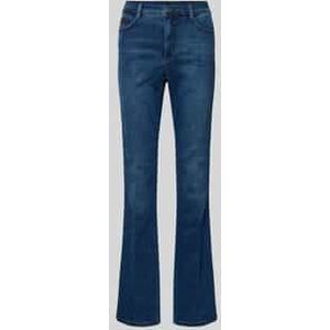 Flared fit jeans in 5-pocketmodel, model 'Mary'