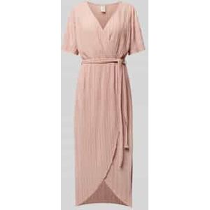 Cocktailjurk in wikkellook, model 'OLINDA'