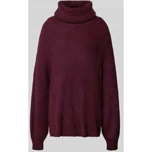 Coltrui met extra brede schouders, model 'Jarine'