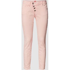 Broek met labeldetails