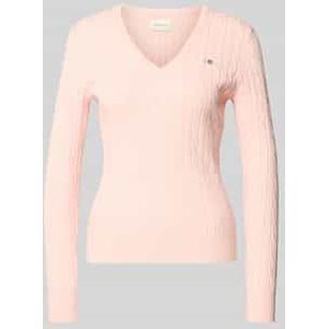 Gebreide pullover met kabelpatroon en labelstitching