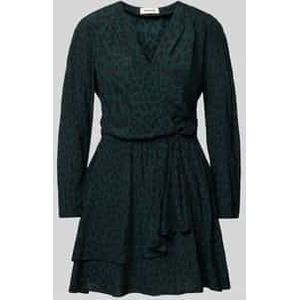 Knielange jurk in wikkellook, model 'ROGERS'