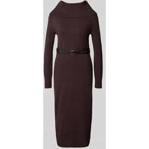 Gebreide jurk van viscosemix met riem